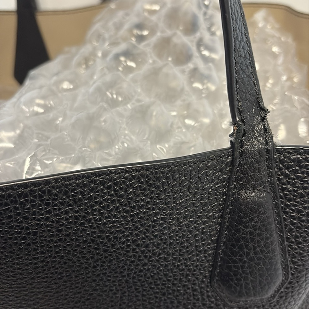 Tory Burch Perry Black large Tote Bag EUC🖤 - Picture 5 of 17